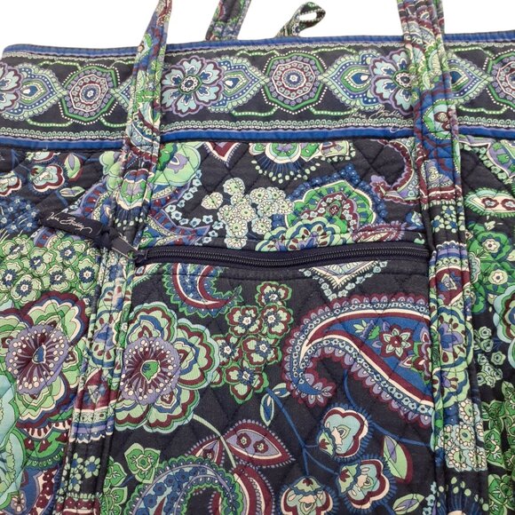 Very Bradley Handbags - Vera Bradley Quilted Paisley Floral Pattern Tote Purse HandBag Multicolor